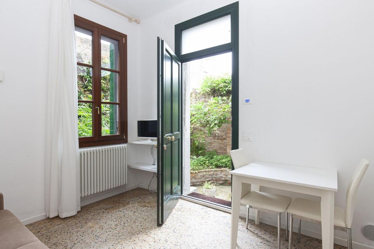 Residence Santa Marta By Halldis Venise Extérieur photo