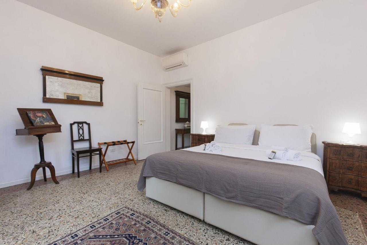 Residence Santa Marta By Halldis Venise Extérieur photo